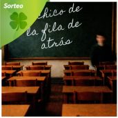 Sorteo de 3 libros "El chico de la fila de atr&aacute;s" y firma con autor Eneko Echaide